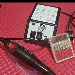 Electric nail drill
